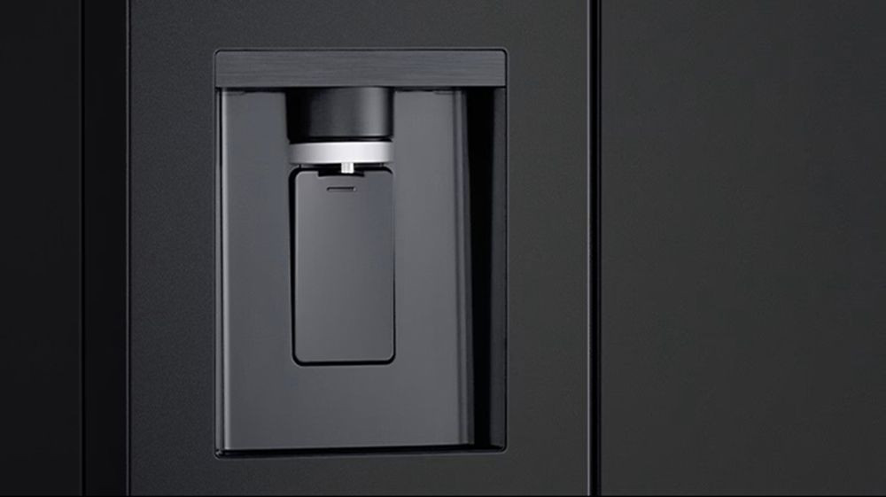 Dung tích lớn 563 lít, lưu trữ thực phẩm thoải mái