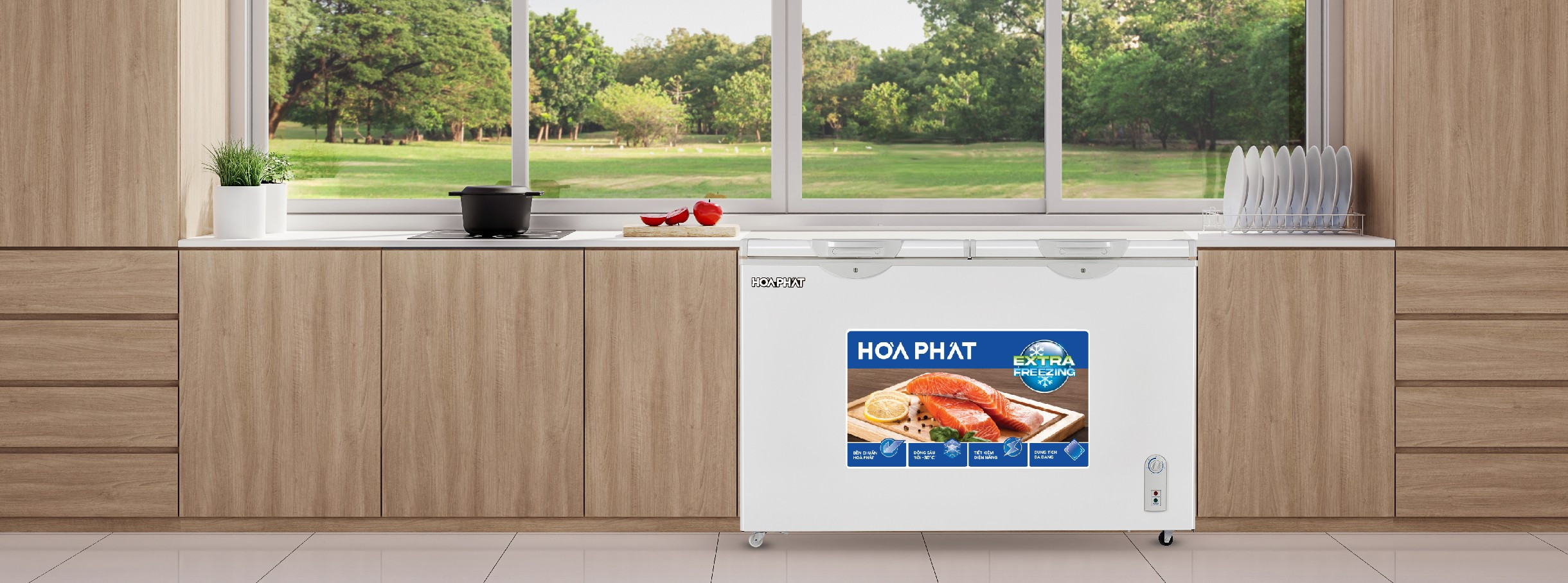 Tủ đông hòa phát trong không gian