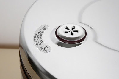 Nồi cơm điện Cuckoo 6.3 lít CR-3521/BKSTVNCV