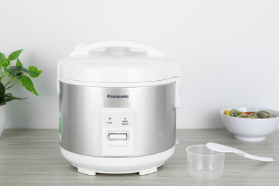 Nồi cơm nắp gài Panasonic 1 lít SR-MVN10LRAX 