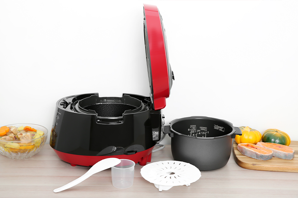 Nồi cơm điện tử áp suất Cuckoo 1.08 lít CRP-PK0600F/BKRDVN