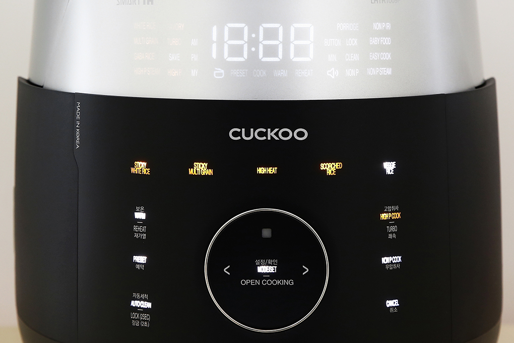 Nồi cơm áp suất cao tần Cuckoo 1.08 lít CRP-LHTR0609F/BKSIVNCV